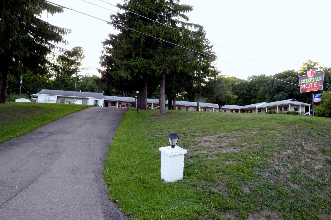 The Chieftain Motel Watkins Glen Exterior foto